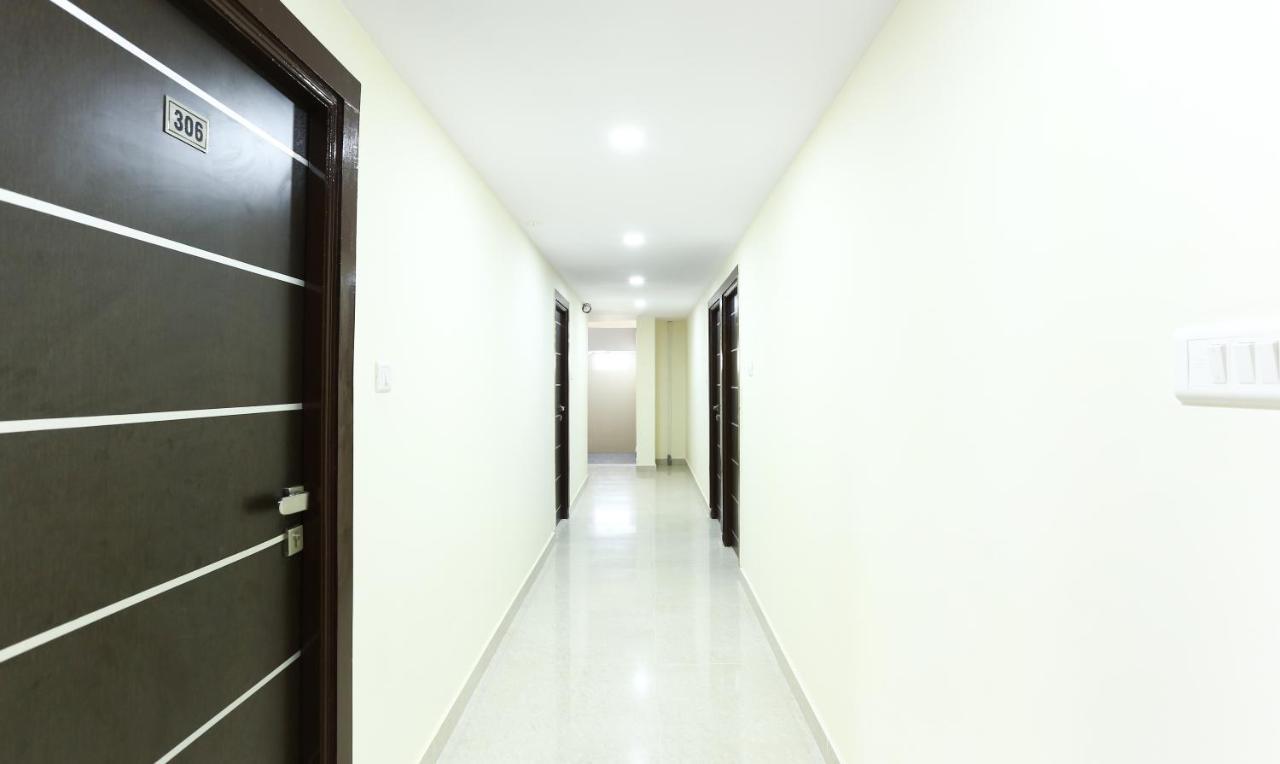Fabhotel Rotano Suites - Yelahanka 벵갈루루 외부 사진