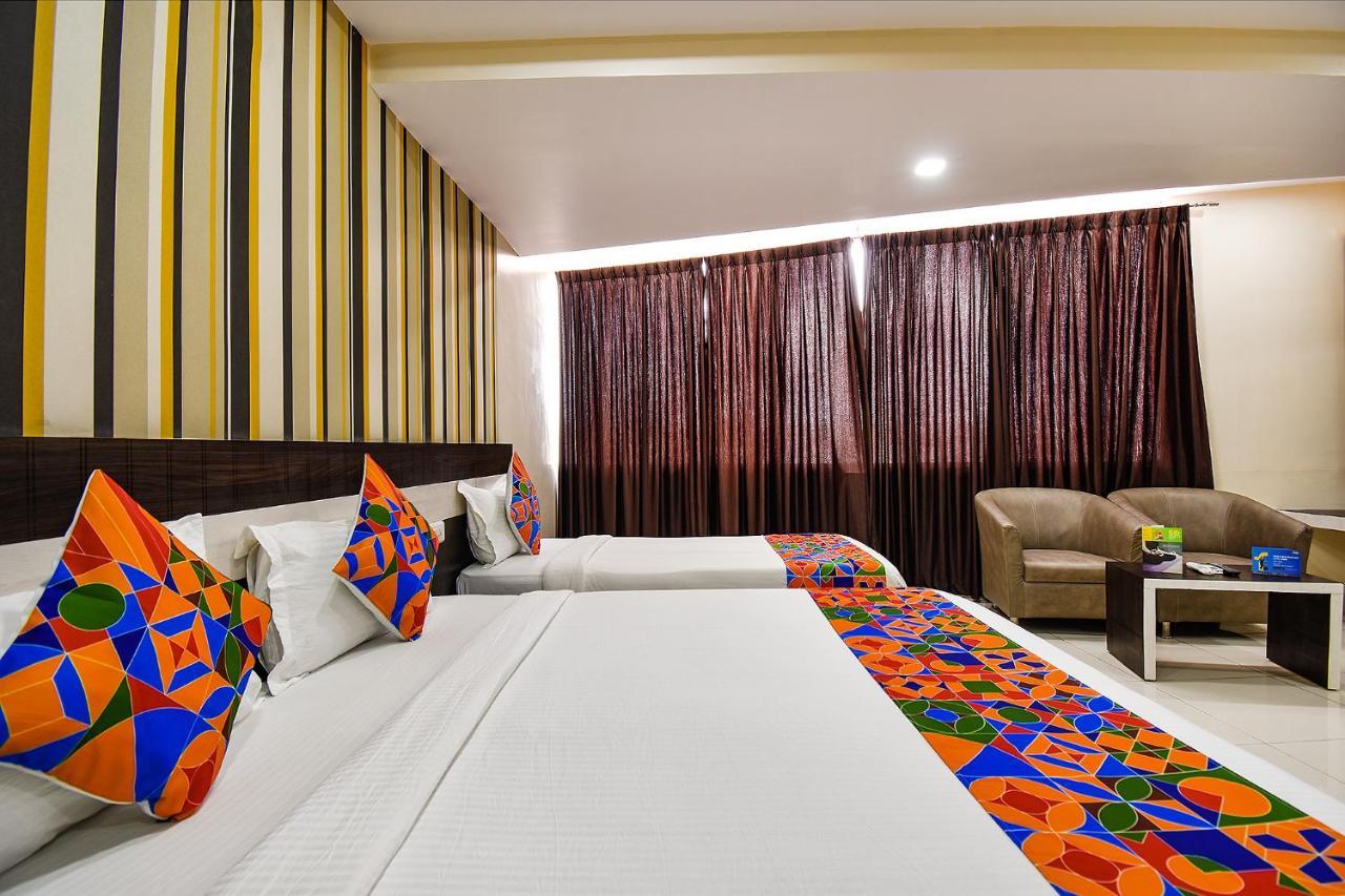 Fabhotel Rotano Suites - Yelahanka 벵갈루루 외부 사진