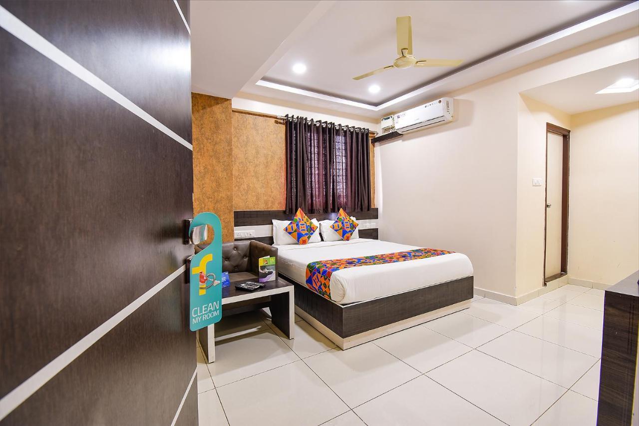 Fabhotel Rotano Suites - Yelahanka 벵갈루루 외부 사진